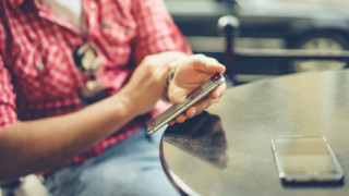 Новите звезди в средния клас смартфони