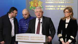 Двама министри ще говорят в парламента за коронавируса