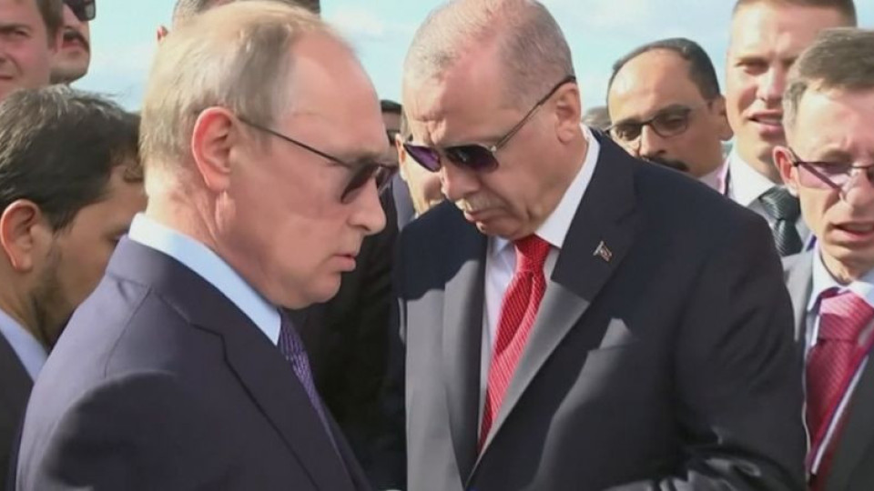 Путин и Ердоган се хващат за кобурите заради Сирия | StandartNews.com