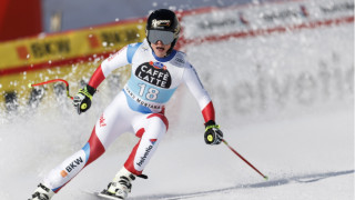 Лара Гут с първа победа в ските за сезона