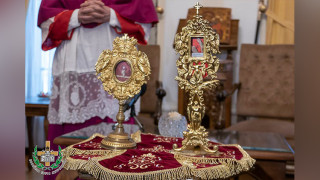 Патриархът получи дарове от католическата църква