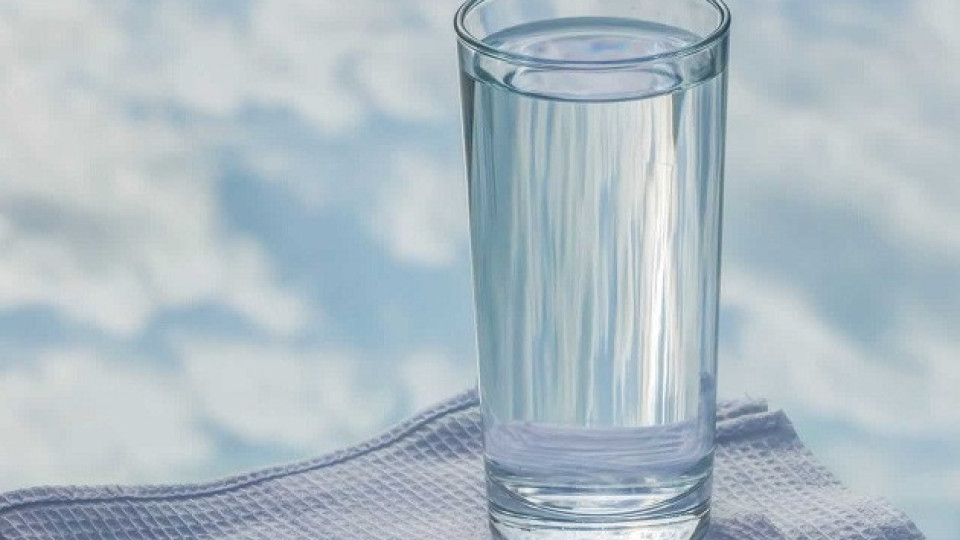 Обикновена вода вместо газирани напитки | StandartNews.com