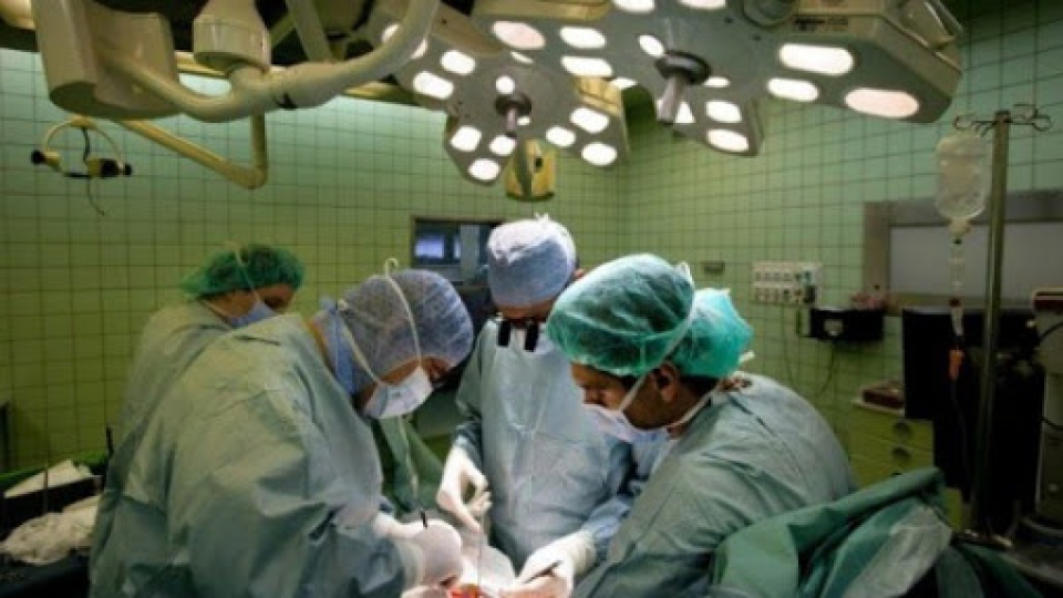 Лекари от Пазарджик спасиха французойка | StandartNews.com