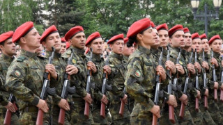 Всеки младеж трябва да е на военен отчет