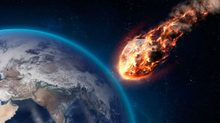 Предизборен астероид лети към земята