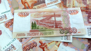 Руската рубла затъна в блатото