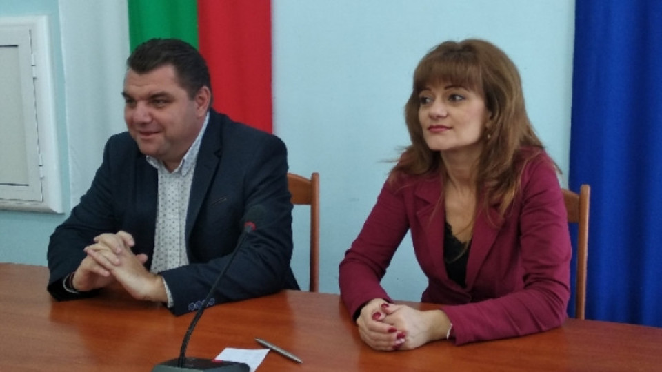 Стана ясно с кого е общувала заразената двойка | StandartNews.com