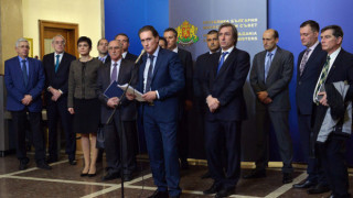 КРИБ с 16 мерки за спасяване на бизнеса