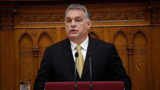 Орбан пуска бариера пред всички чужденци