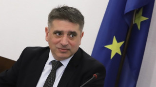 Стопират даването на българско гражданство
