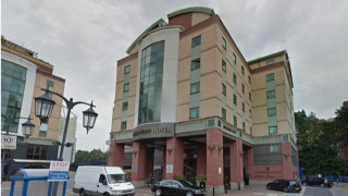 Абрамович си даде хотела на лекарите в Лондон