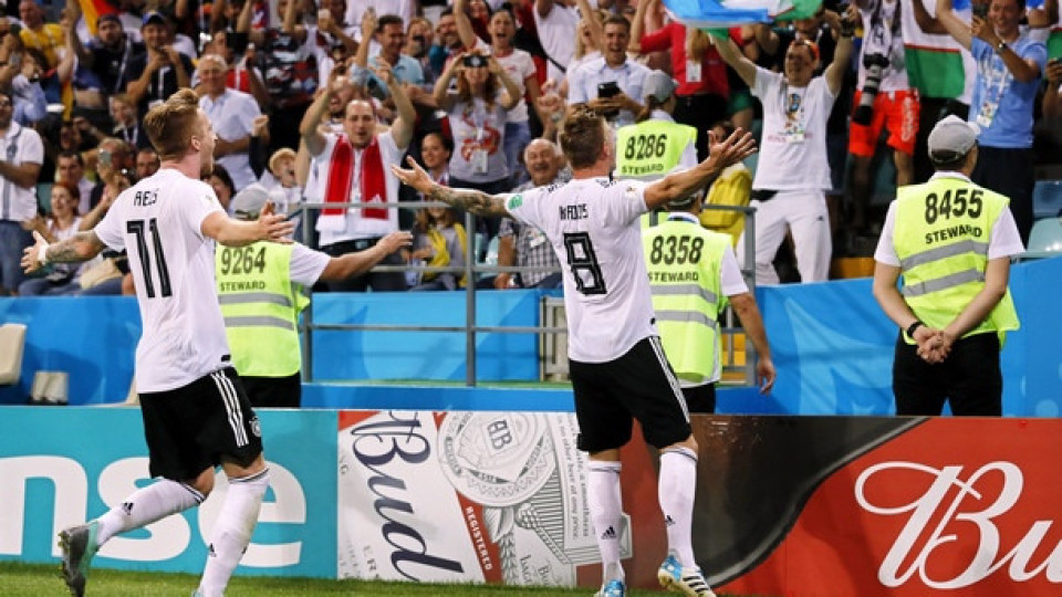 Футболните национали на Германия дариха 2,5 млн. евро | StandartNews.com