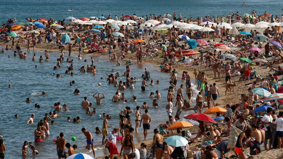 Испания самоубива туризма си | StandartNews.com
