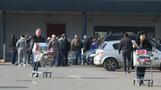 До какво води истерията за пазаруване