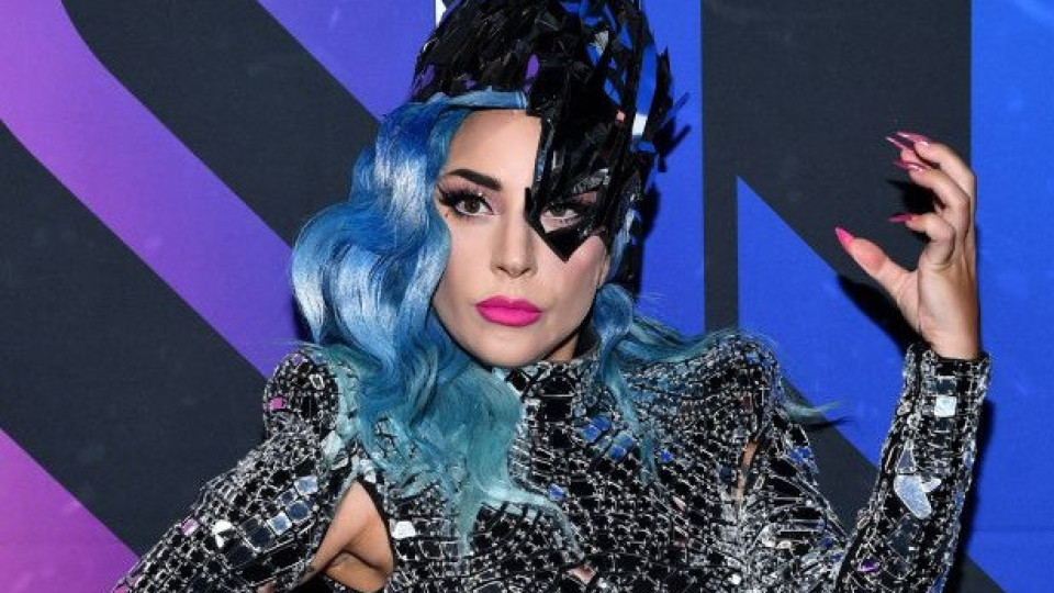 Лейди Гага отложи премиерата на албум №6 | StandartNews.com
