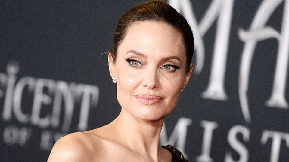 Анджелина Джоли и други звезди дариха милиони | StandartNews.com