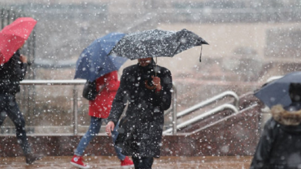 Април идва с мокър сняг, времето полудява | StandartNews.com
