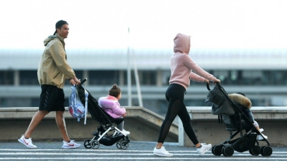 Роналдо изведе децата на разходка | StandartNews.com