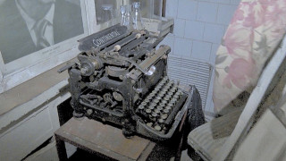 Рес­тав­ри­рат пи­ше­ща­та ма­ши­на на Ди­ми­тър Ди­мов
