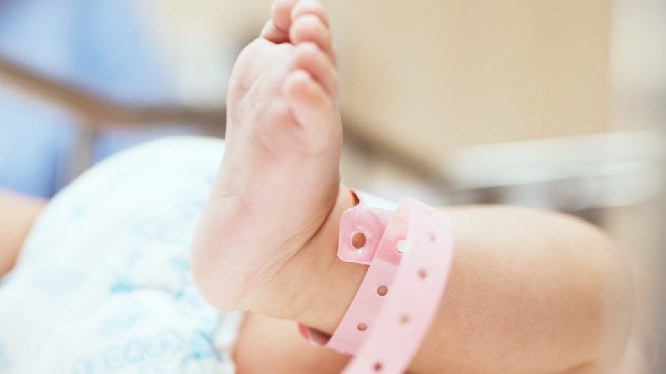 Нови имена на бебета- Корона, Вирус, Ковид | StandartNews.com