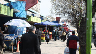 Без тоалетна на Женския пазар