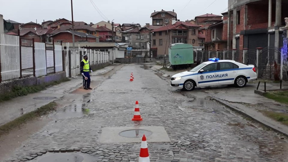 Ромският квартал в Пещера е под блокада | StandartNews.com
