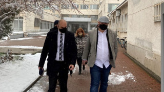 Прокурорите са с Гешев за замразяване на заплатите