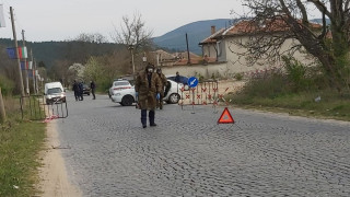 Паничерево се събуди под строга карантина