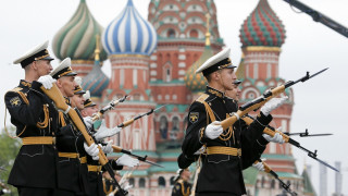 Путин отложи парада за 9 май