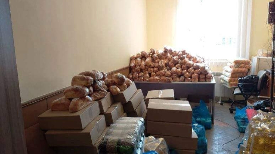 800 хранителни пакети за Великден раздадоха във Враца | StandartNews.com
