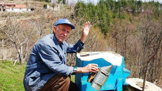 Бай Йълмаз: Яжте мед през 4 часа за имунитет