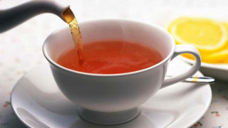 Троен  имунитет -  чай от бъз, шипка и карамфил