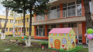 Започва онлайн обучение и в детските градини в София