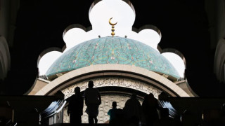 Започва свещеният месец за мюсюлманите Рамазан