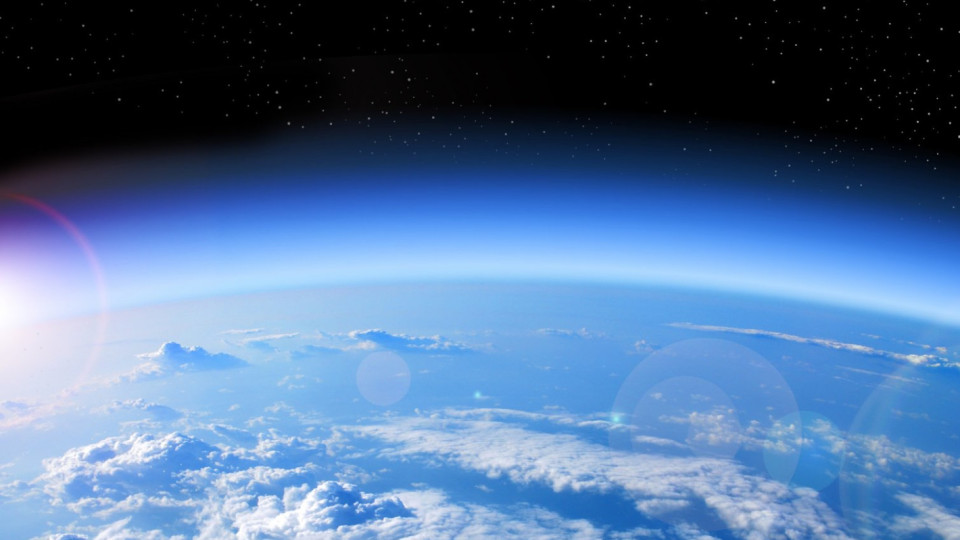 Затвори се голяма дупка в озоновия слой | StandartNews.com