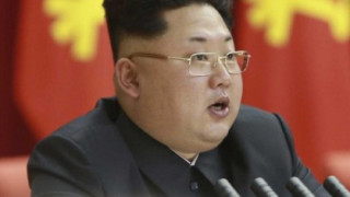 Китай праща топмедици да лекуват Ким