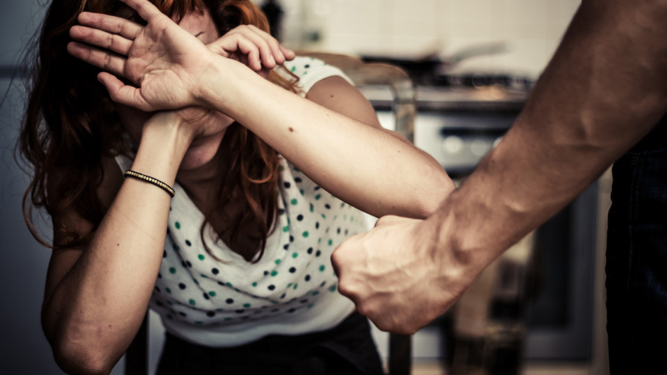 Карантината увеличила домашното насилие у нас | StandartNews.com