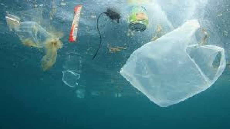 Пластмасата в океана се вижда от Космоса | StandartNews.com