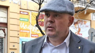 Гешев прати сладки на ограбена баба