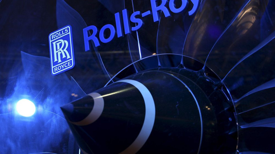 "Ролс Ройс" съкращава 8 000 работници | StandartNews.com