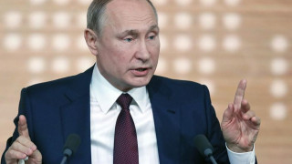 Рейтингът на Путин с исторически срив