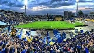 Феновете: "Синя България" да си плати акциите в ПФК Левски