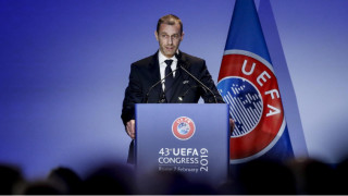 Босът на УЕФА минава тест за К-19 за да награждава