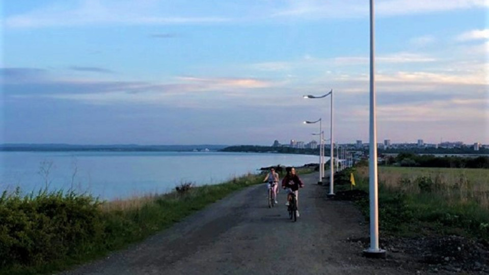 Осветиха продължението на велоалеята до „Сарафово“ | StandartNews.com