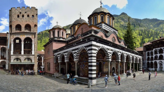 Отвориха Рилския манастир за посетители