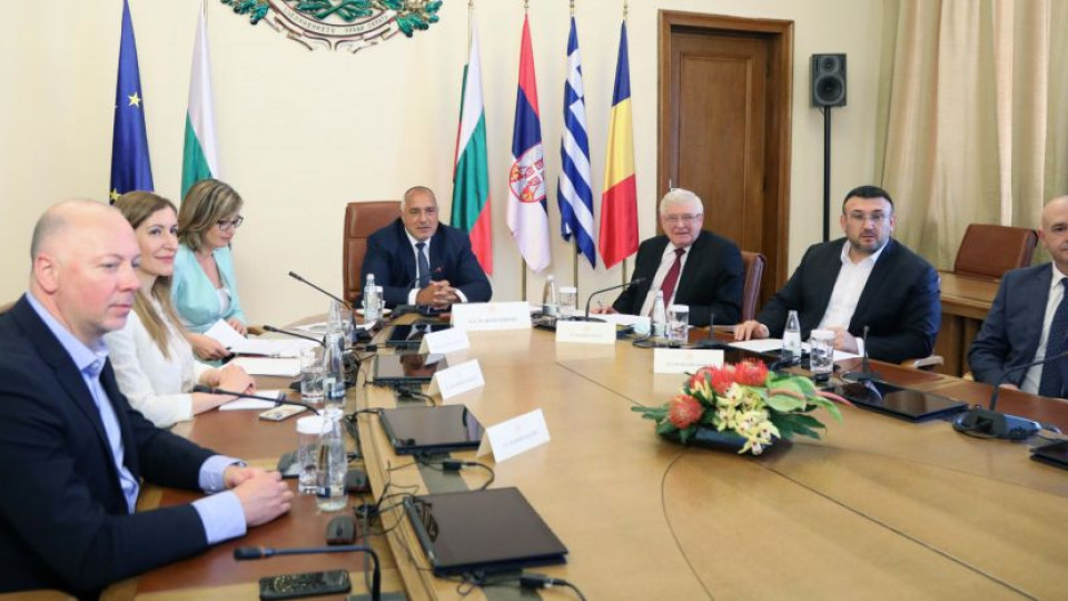 Борисов и министри нищят COVID с балкански колеги | StandartNews.com