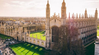 Кеймбридж с неприятна изненада за студентите
