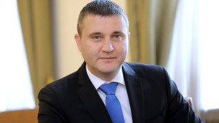 Защо оставката на Горанов не е тема