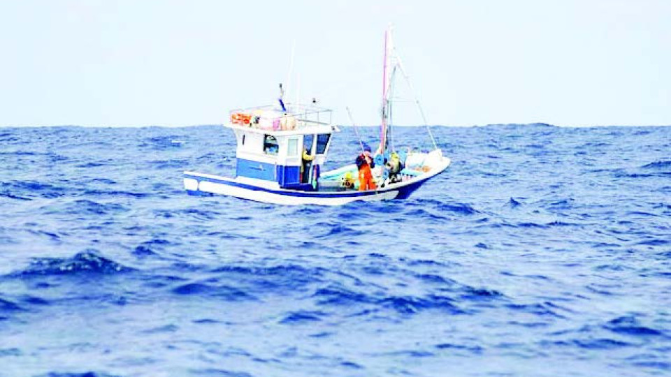 Хора на НСО спасиха бедстващи рибари | StandartNews.com