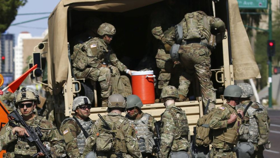 Армията дойде! Вашингтон е обграден заради бунта | StandartNews.com
